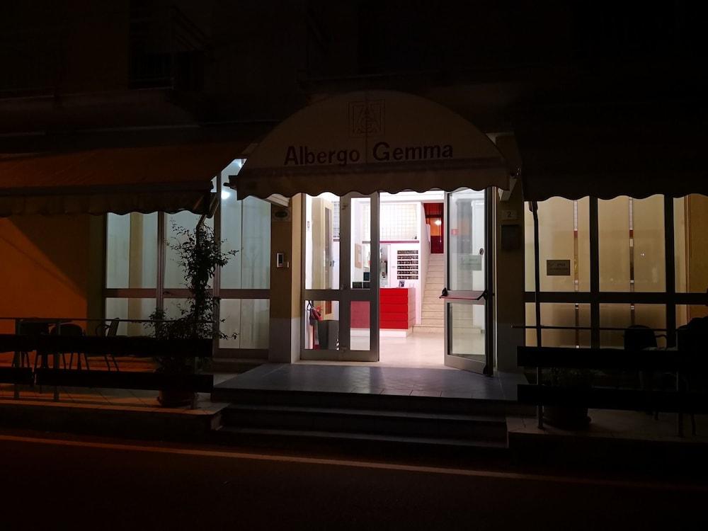 Hotel Gemma Rimini Exterior foto