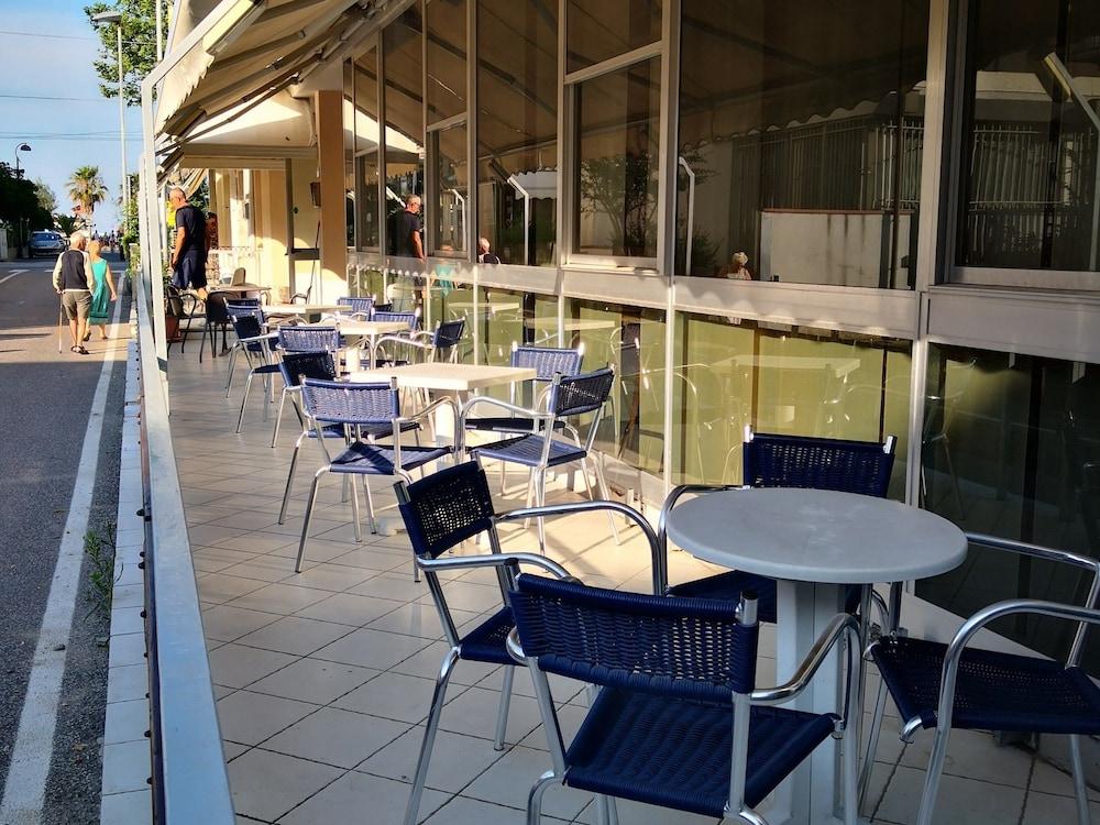 Hotel Gemma Rimini Exterior foto